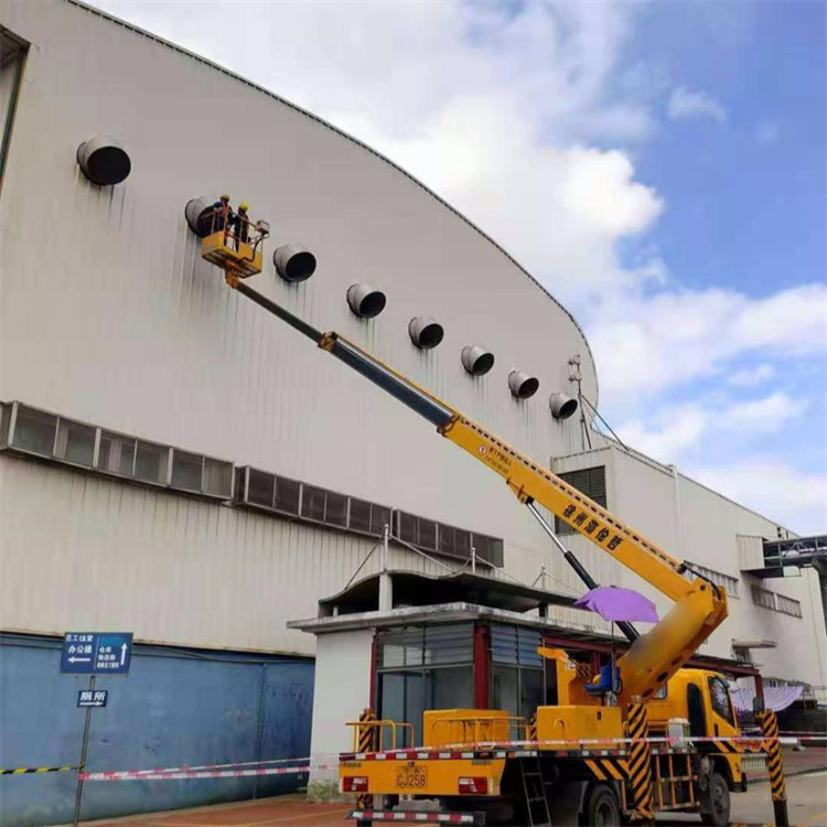 五河县高空作业车出租服务：专业广告牌安装解决方案